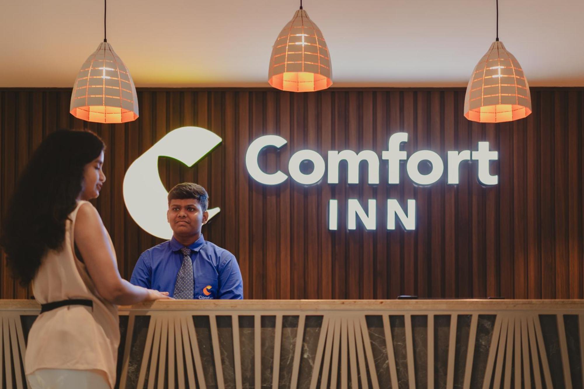 Jua Comfort Inn Elite מראה חיצוני תמונה
