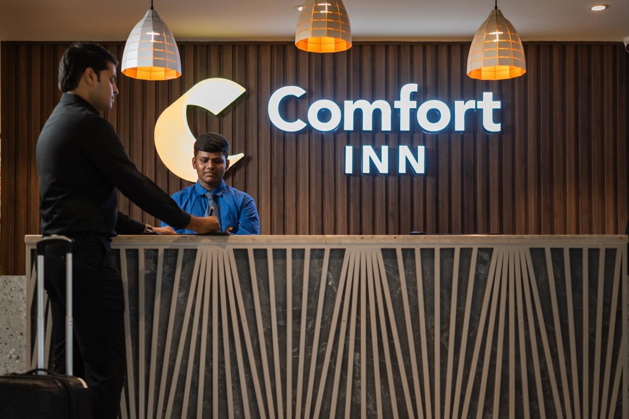 Jua Comfort Inn Elite מראה חיצוני תמונה